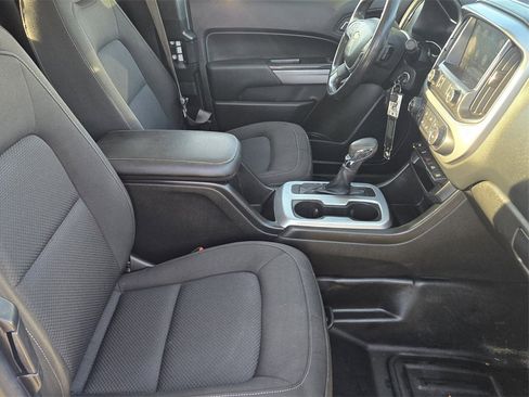 Used 2022 Chevrolet Colorado LT w/ Fleet Safety Package image 12