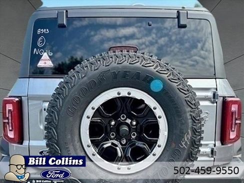 New 2024 Ford Bronco Outer Banks w/ Sasquatch Package image 6