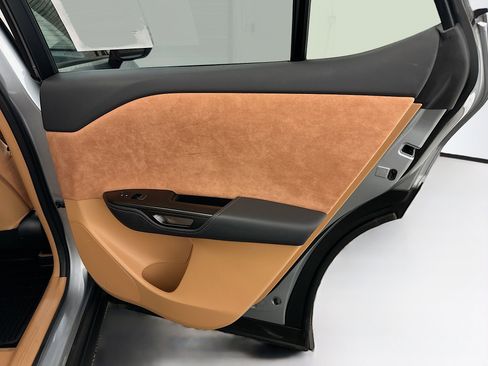 Used 2023 Lexus RZ 450e Premium w/ Accessory Package (2T) image 33