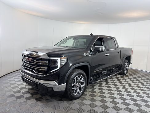 Certified 2024 GMC Sierra 1500 SLT w/ SLT Premium Plus Package AWD/4WD image 2