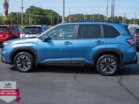 Certified 2025 Subaru Forester Premium w/ Convenience Package #2 AWD/4WD image 6