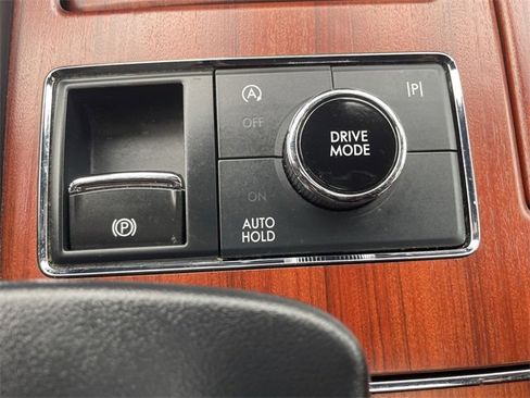 Used 2022 Lincoln Navigator Reserve image 18