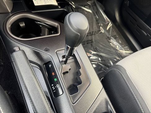 Certified 2018 Toyota RAV4 LE AWD/4WD image 25