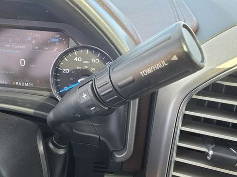 Used 2017 Ford F450 Platinum w/ Platinum Ultimate Package image 32