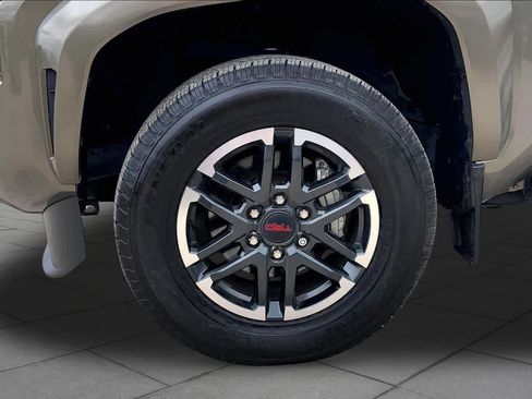 Used 2024 Toyota Tacoma TRD Sport RWD image 11