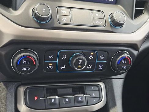 Certified 2023 GMC Acadia Denali w/ Black Diamond Edition image 26