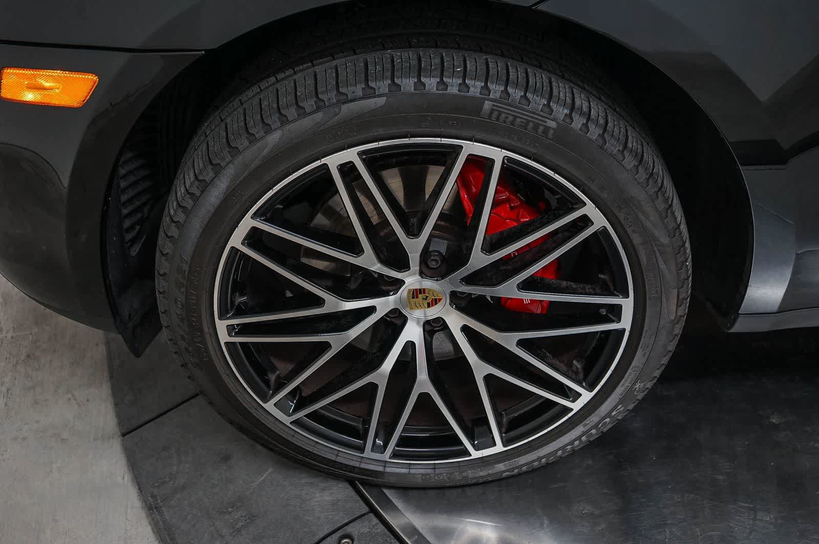 Certified 2026 Porsche Macan S AWD/4WD image 14