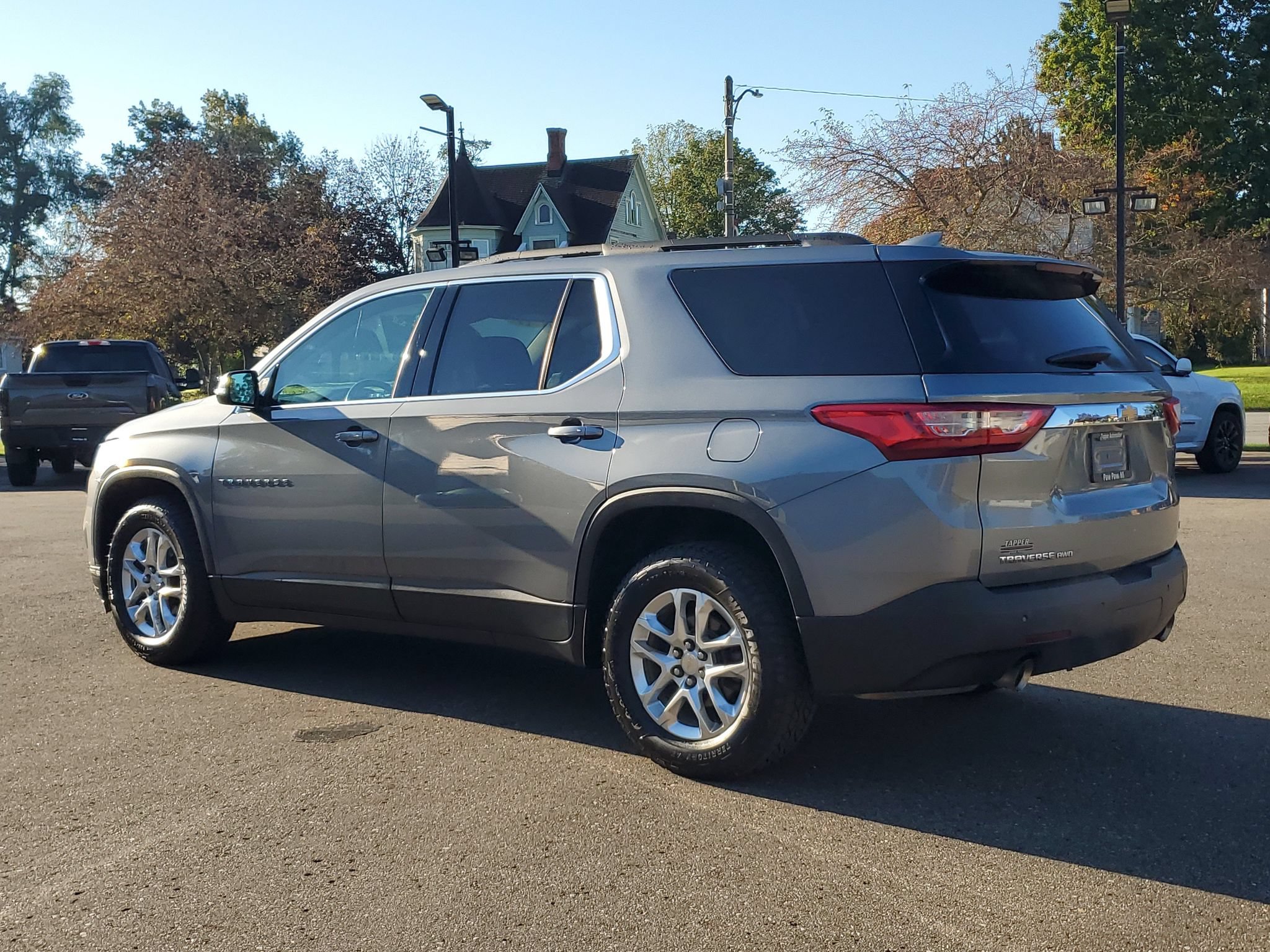 Used 2019 Chevrolet Traverse LT AWD/4WD image 5