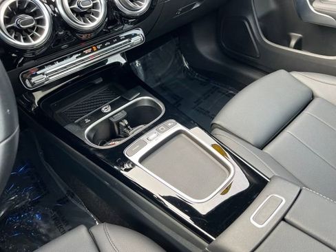 Used 2025 Mercedes-Benz CLA 250 4MATIC image 26