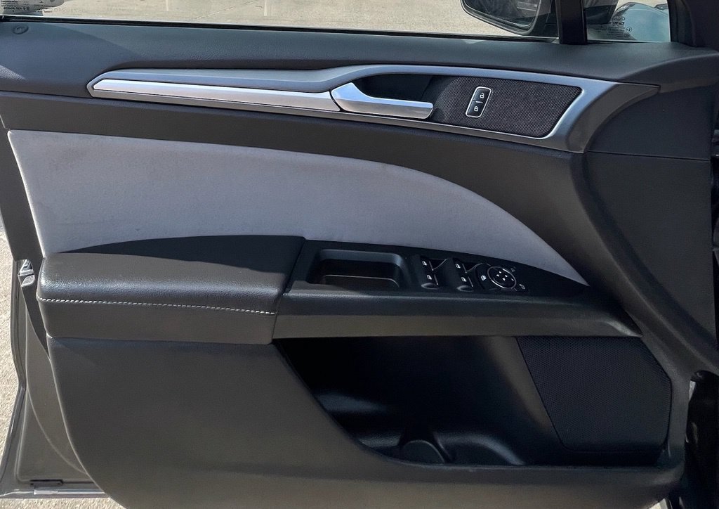 Used 2016 Ford Fusion S FWD image 29