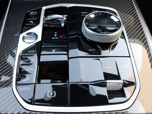 New 2027 BMW X7 M60i AWD/4WD image 24