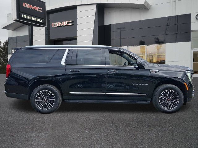 Used 2025 GMC Yukon XL Elevation AWD/4WD image 25