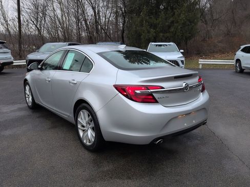 Used 2016 Buick Regal AWD image 9