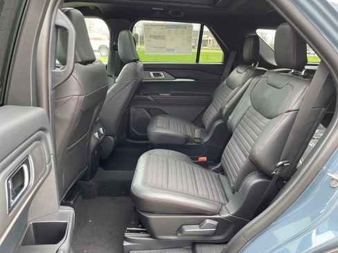 New 2026 Ford Explorer ST-Line AWD/4WD image 11