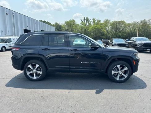 Used 2022 Jeep Grand Cherokee Limited 4xe AWD/4WD image 12