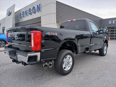 New 2025 Ford F250 XLT w/ F-250 >10K GVWR Package image 3