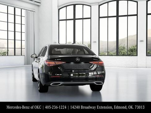 Used 2025 Mercedes-Benz C 300 4MATIC Sedan image 26
