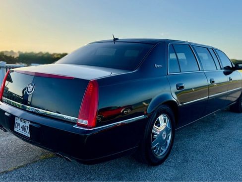 Used 2007 Cadillac DTS FWD image 5