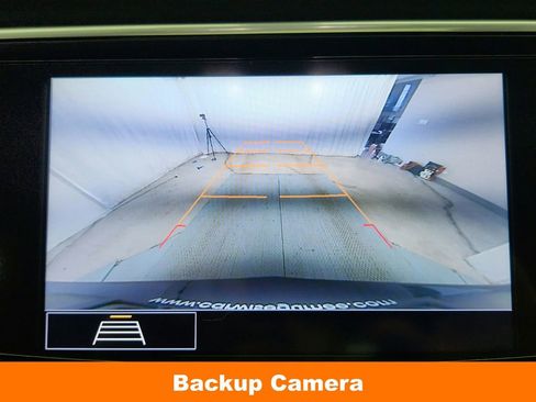 Used 2020 Buick Enclave Essence w/ Sport Touring Edition image 21