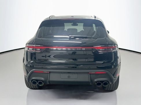 Used 2026 Porsche Macan AWD/4WD image 10