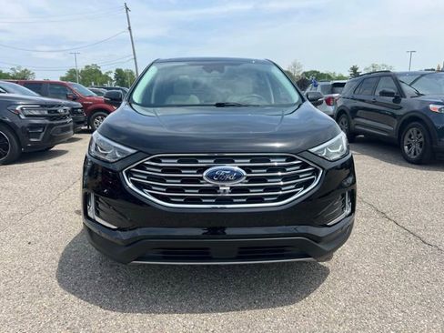 Certified 2023 Ford Edge Titanium w/ Equipment Group 301A AWD/4WD image 2