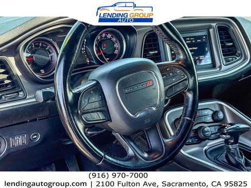 Used 2022 Dodge Challenger SXT RWD image 14