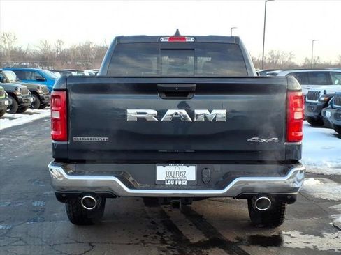 New 2026 RAM 1500 4x4 Crew Cab image 21