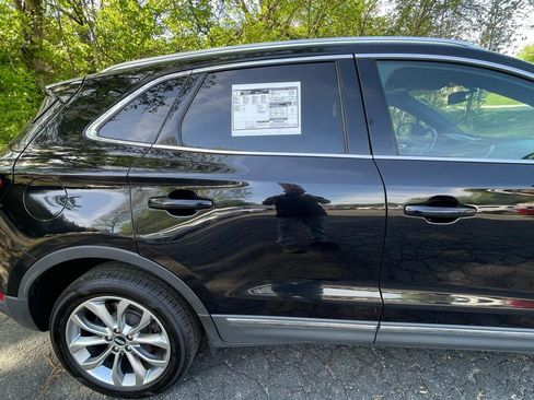 Used 2019 Lincoln MKC Select w/ Select Plus Package AWD/4WD image 10