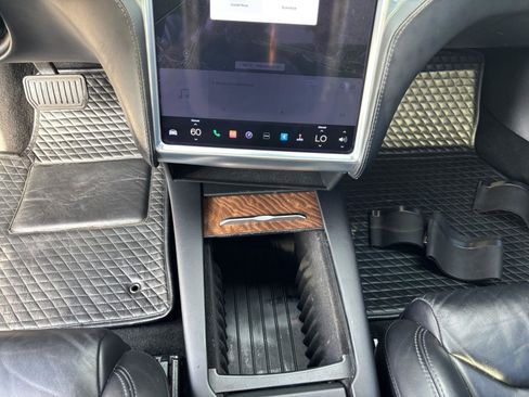 Used 2017 Tesla Model S 100D AWD/4WD image 12