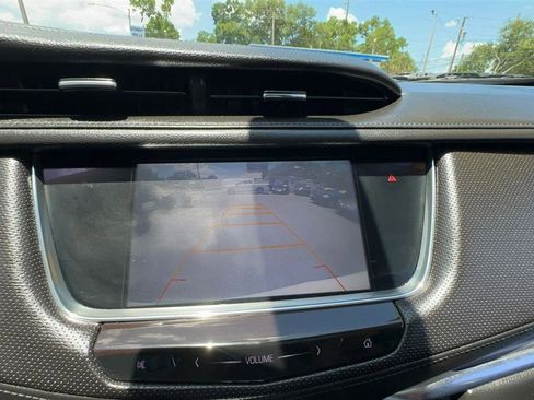 Used 2017 Cadillac XT5 Luxury FWD image 34