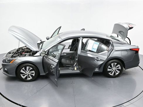 Used 2022 Nissan Altima 2.5 S FWD image 37
