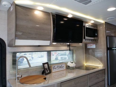 Used 2022 Mercedes-Benz Sprinter 3500 w/ Charging Package, Dashboard image 9