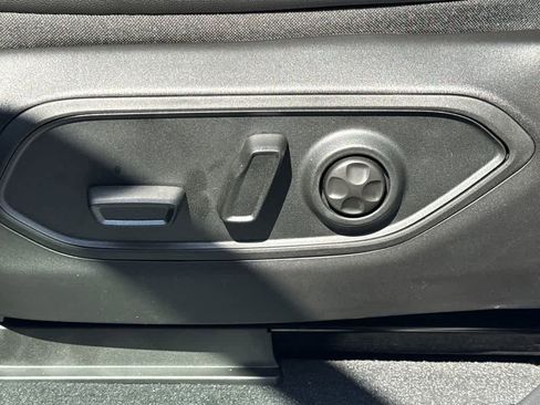 New 2025 Jeep Grand Cherokee L Altitude AWD/4WD image 25