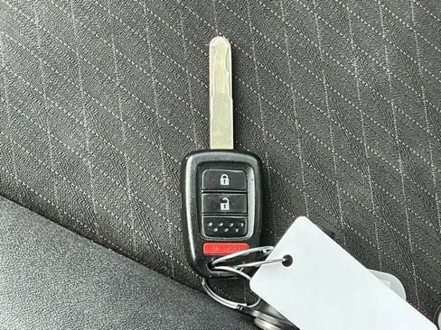 Used 2018 Honda Fit Sport image 17