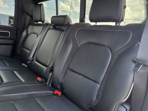 Used 2023 RAM 1500 Laramie AWD/4WD image 28