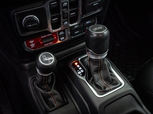 Used 2023 Jeep Wrangler Unlimited Rubicon 392 image 32