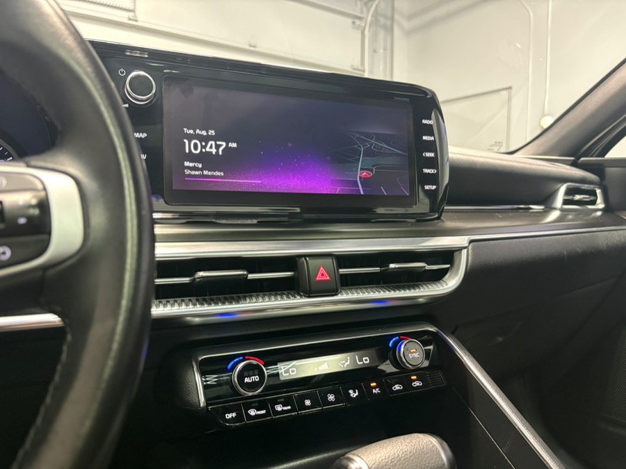 Used 2023 Kia K5 GT FWD image 16