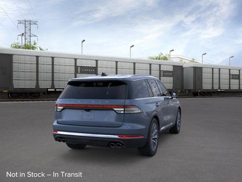 New 2026 Lincoln Aviator Reserve RWD image 8