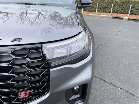 Used 2025 Ford Explorer ST w/ Sun And Sound Package image 40