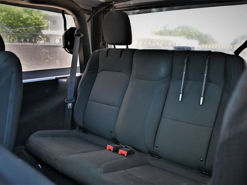 Used 2021 Jeep Wrangler Sport AWD/4WD image 13
