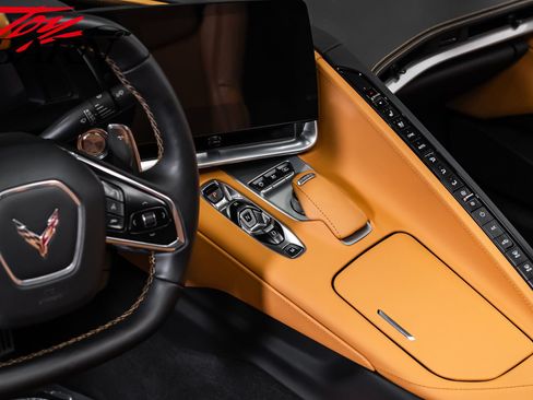 Used 2022 Chevrolet Corvette Stingray Preferred Cpe w/ Z51 Performance Package RWD image 34