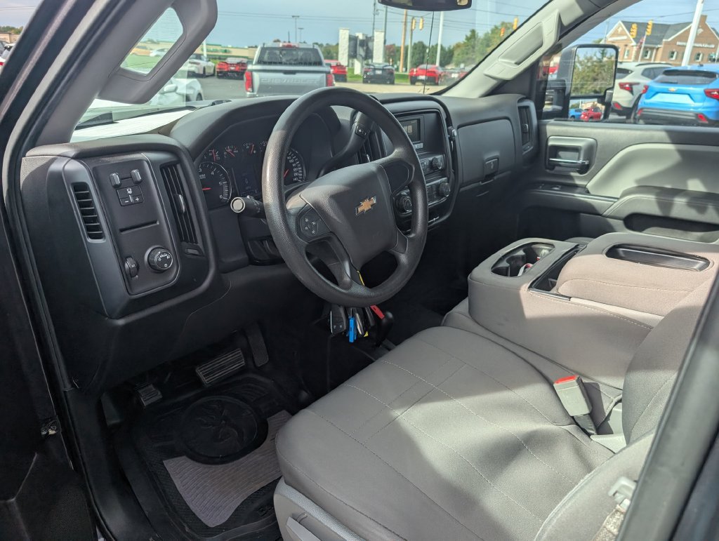 Used 2016 Chevrolet Silverado 2500 W/T w/ WT Convenience Package AWD/4WD image 13