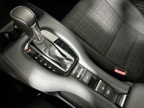 Used 2023 Honda HR-V LX image 25