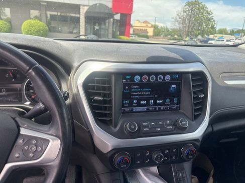 Used 2019 GMC Acadia SLT AWD/4WD image 23