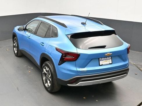 New 2026 Chevrolet Trax LT w/ Driver Confidence Package FWD image 34