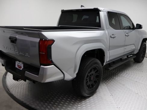 Used 2024 Toyota Tacoma SR5 image 8