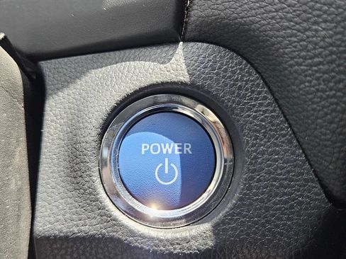 Used 2022 Toyota RAV4 XSE AWD/4WD image 28