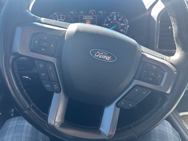 Used 2018 Ford Expedition Platinum RWD image 11