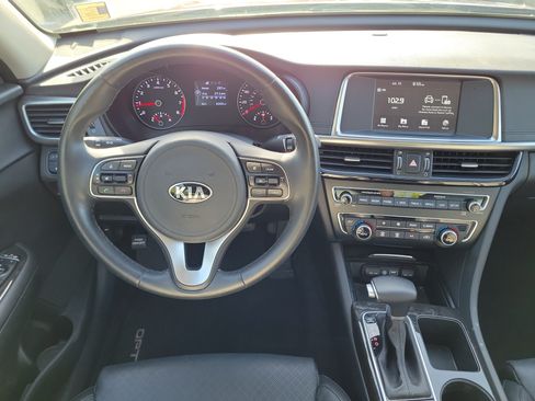 Used 2018 Kia Optima EX w/ Premium Package FWD image 17