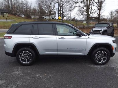 New 2024 Jeep Grand Cherokee Trailhawk w/ Luxury Tech Group III